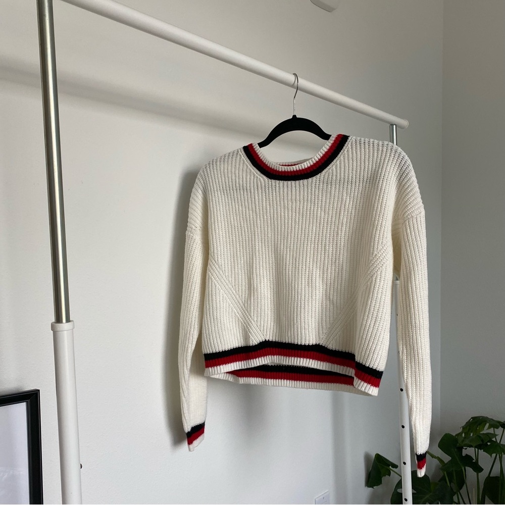 ❄️ Almost Famous Cropped Knit Sweater